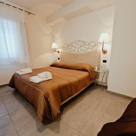 Casa Di Fiore Bad And Breakfast Bed & Breakfast San Giovanni in Fiore Bagian luar foto