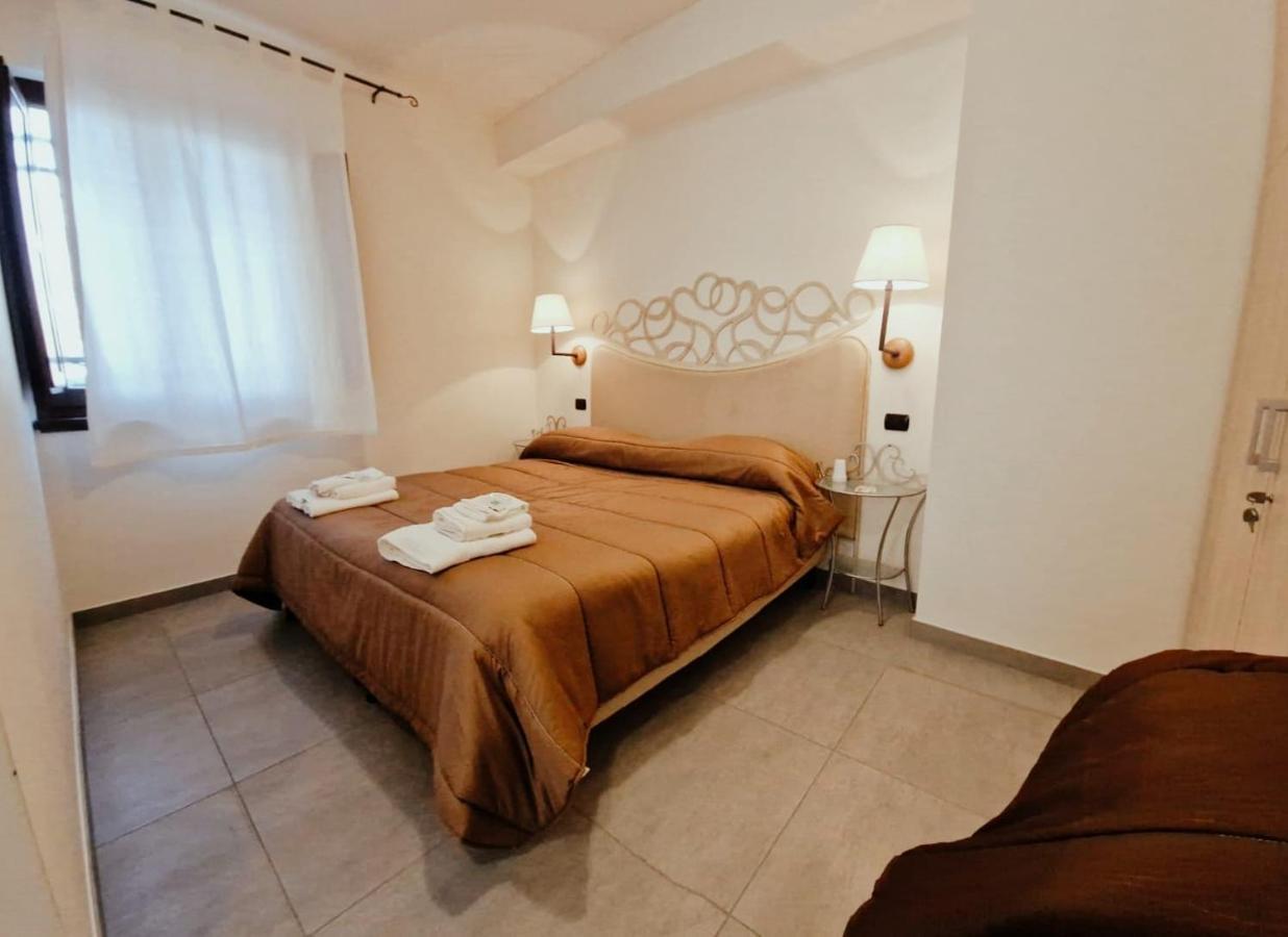 Casa Di Fiore Bad And Breakfast Bed & Breakfast San Giovanni in Fiore Bagian luar foto