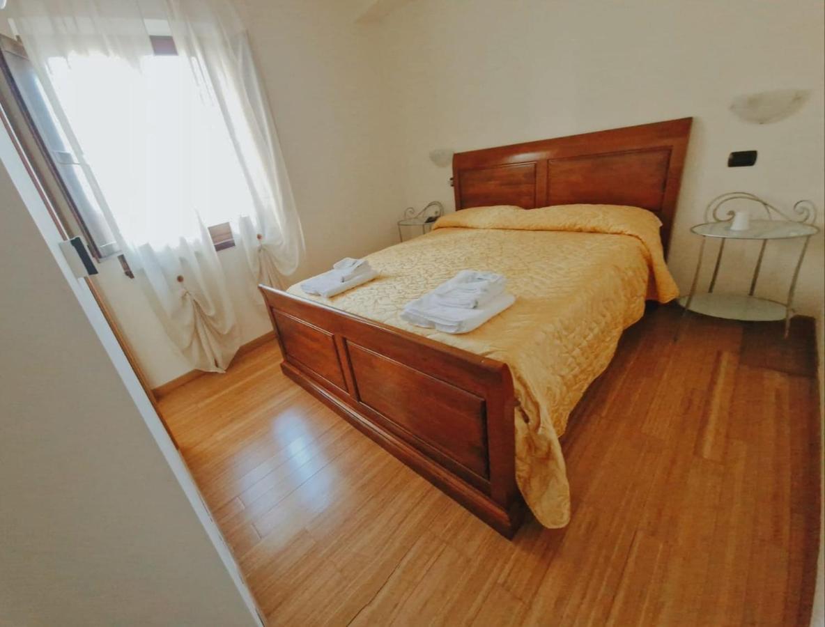 Casa Di Fiore Bad And Breakfast Bed & Breakfast San Giovanni in Fiore Bagian luar foto